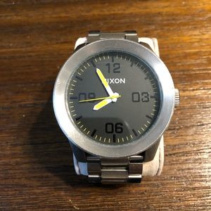 Nixon Corporal SS